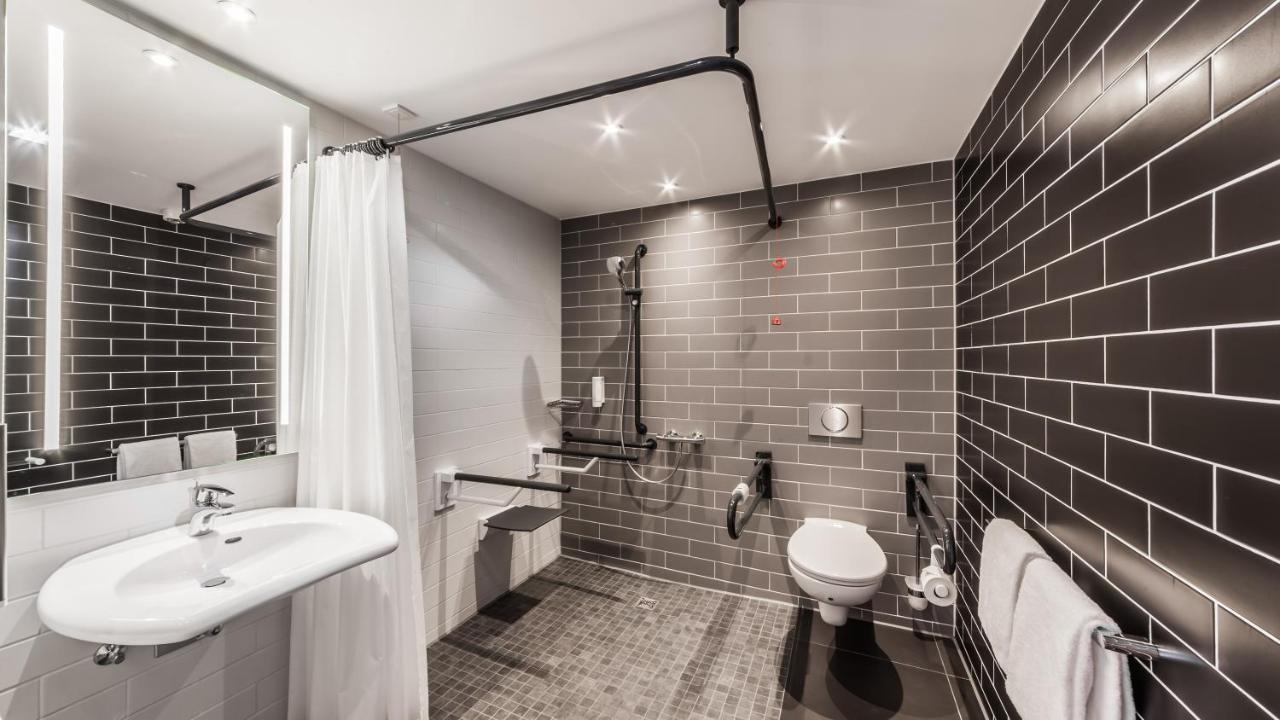 Holiday Inn Express - Munich North By Ihg Εξωτερικό φωτογραφία