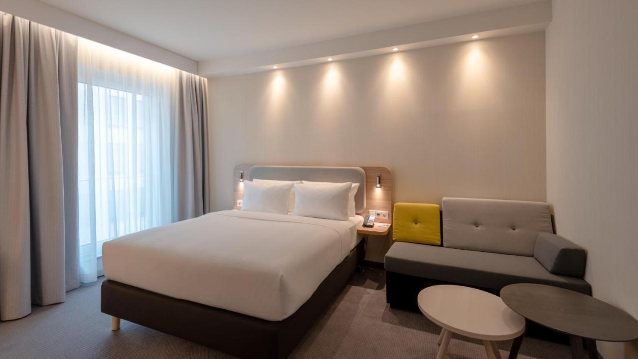 Holiday Inn Express - Munich North By Ihg Εξωτερικό φωτογραφία